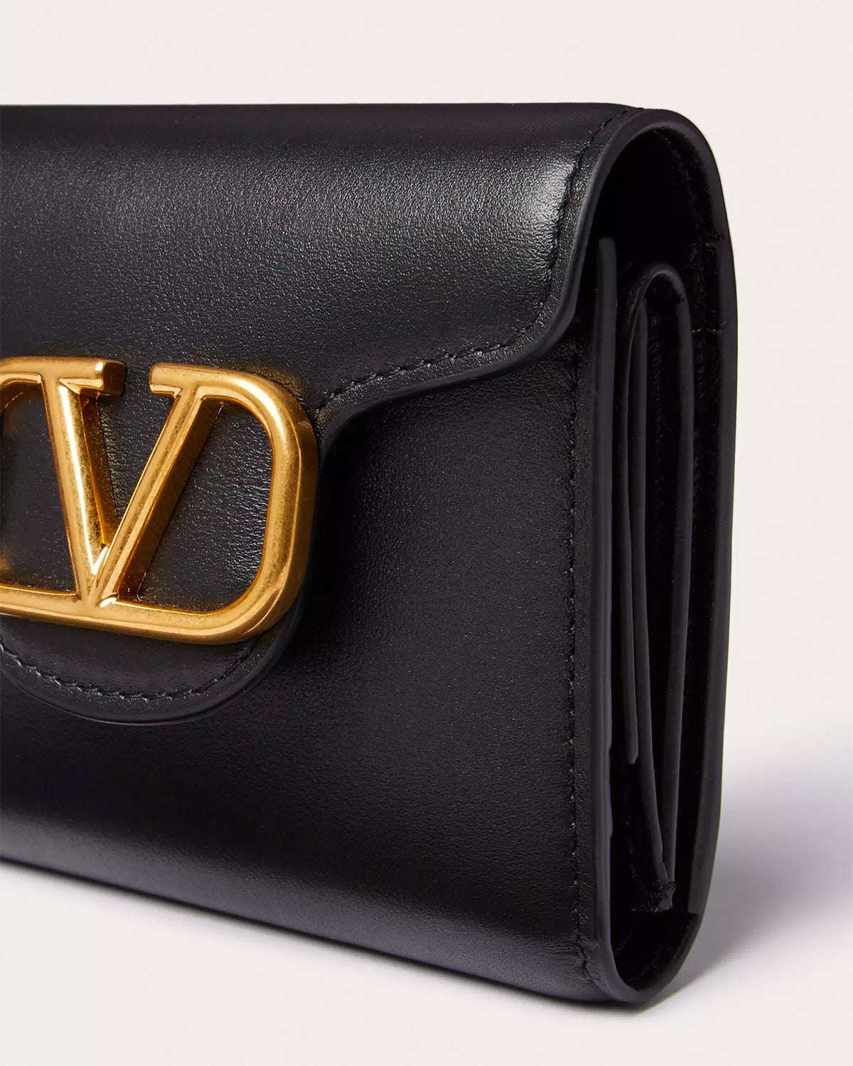 関税負担なし☆VALENTINO ロコ カーフスキン スモールウォレット Valentino ロコ カーフスキン スモール ウォレット – Hencevision